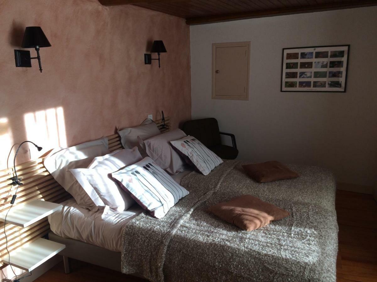 La Maison De Valentine Jarjayes Eksteriør billede